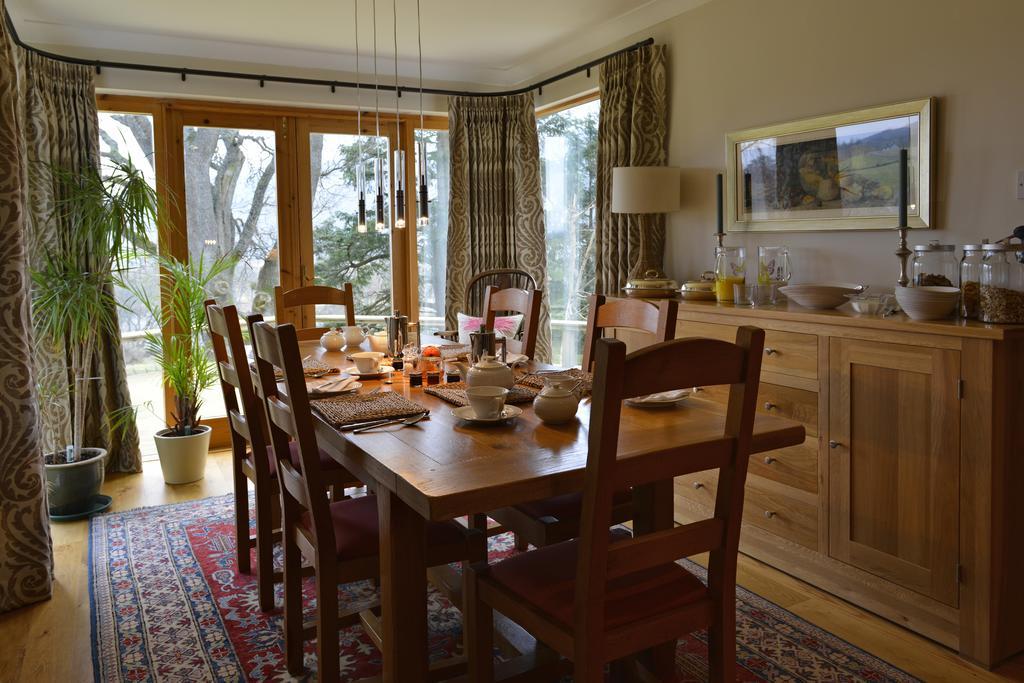 Bed and Breakfast Brae House à Aberfeldy Extérieur photo